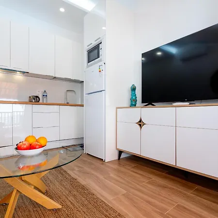 15 Parque San Eugenio Sea View أذيخي